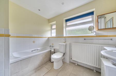 1411210-6-698c84a...