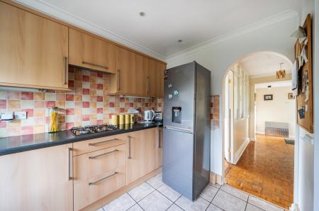 1411210-13-698c85...