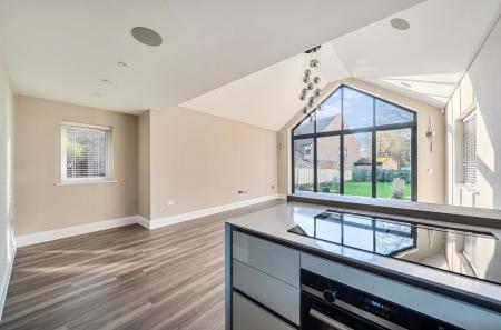 1417334-7-6994336...