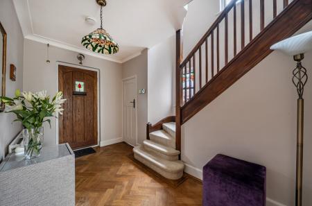 1411331-16-698de8...