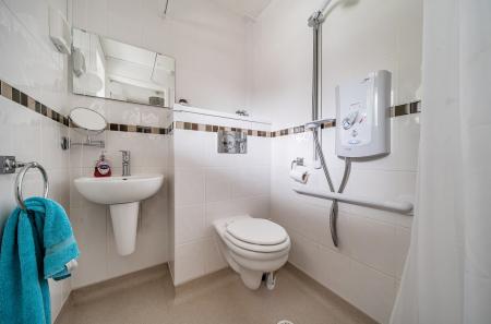 1417171-22-6995a3...