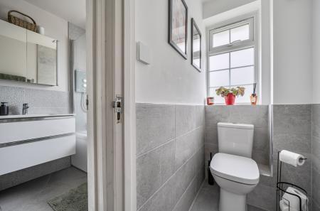 1418211-13-69a05b...