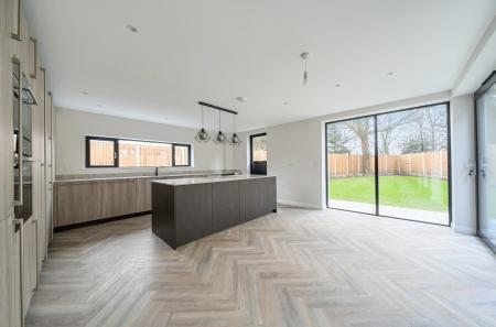 1420971-19-69a041...