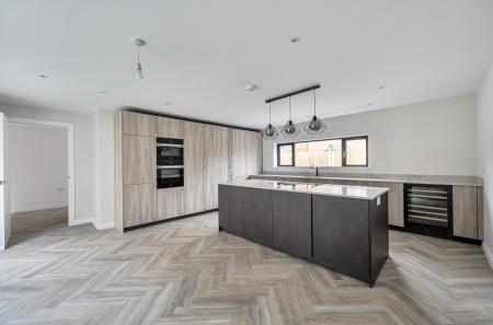 1420972-19-69a042...