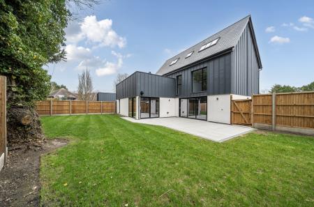 1420972-1-69a041f...