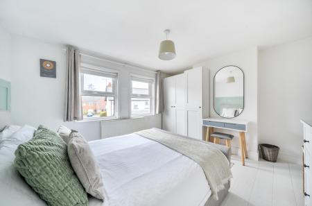 1422423-15-69ae94...