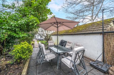 1422423-1-69ae936...