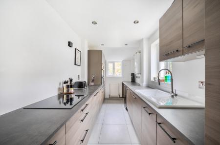 1422423-13-69ae94...