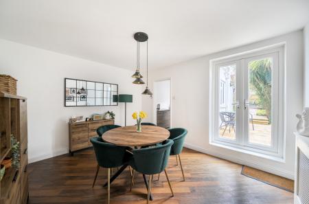 1422423-8-69ae945...