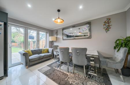 1425616-15-69aee9...