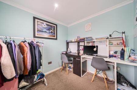 1425616-9-69aee94...