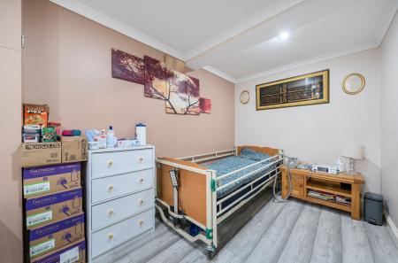 1425616-18-69aee9...