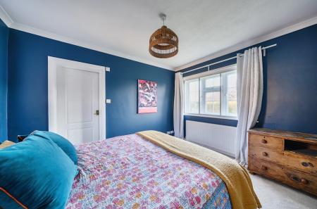 1415823-5-69a955d...