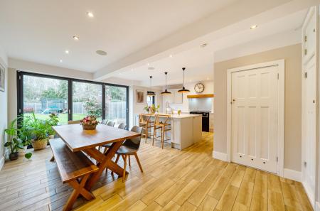 1426116-14-69b2da...