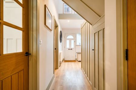 1426116-15-69b2da...