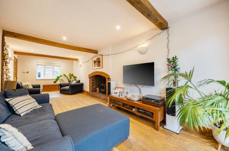 1426116-21-69b2da...