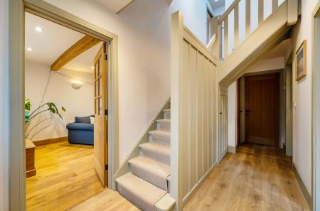 1426116-18-69b2da...