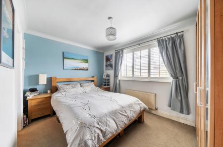 1430358-17-69b7d8...