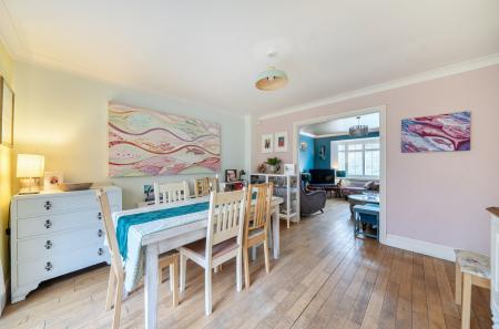 1430358-15-69b7d8...