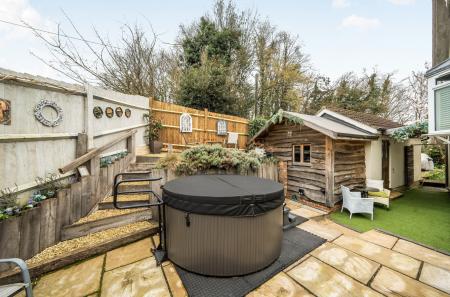 1430358-9-69b7d86...