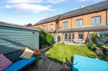 1447924-13-69e893...