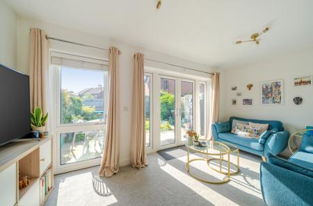 1447924-16-69e894...