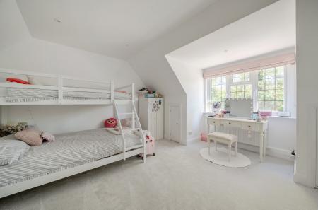1441361-35-69eb7a...