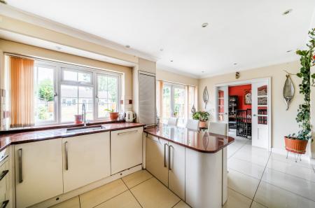 1323719-6-6876345...