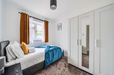 1353741-15-68cc2c...