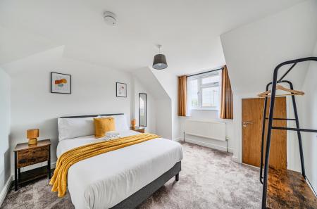 1353741-8-68cc2c6...