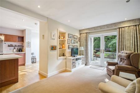 Sitting Room/Kitchen