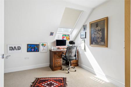 Bedroom 6/Study