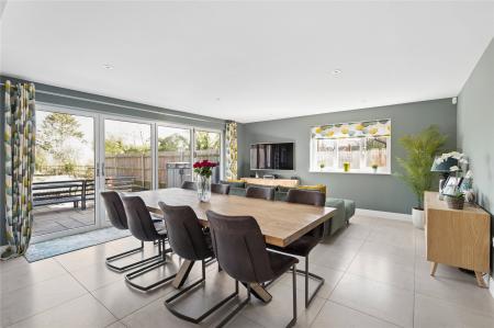 Dining/Family Room