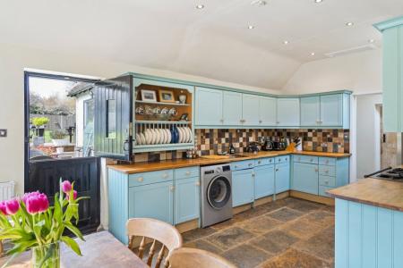 Kitchen Breakfast Rm