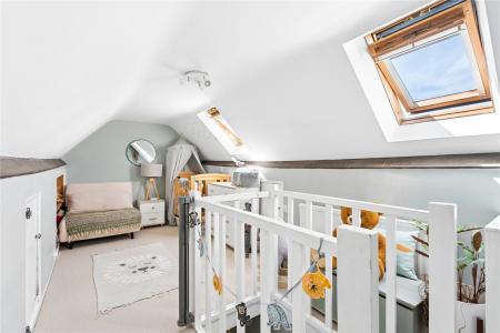 Loft Room/Bedroom