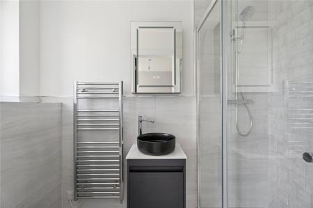 En Suite 2
