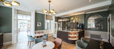 Cafe Bar