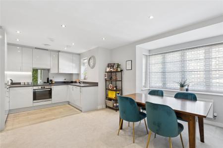 Kitchen Dining Area