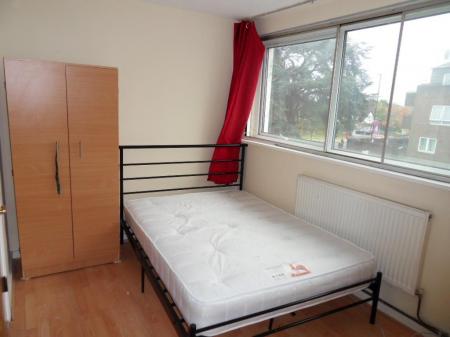 3b Martindale Road bed3.JPG