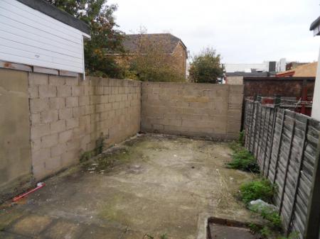 3b Martindale Road garden.JPG