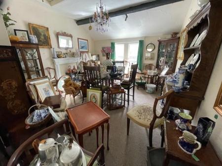 Central Building E.jpg