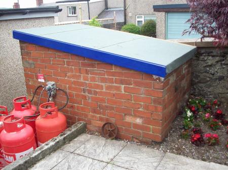 1 Caradog Blue Shed 3.JPG