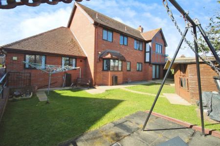 10 Beeach a8df4eff-IMG_8842.jpg