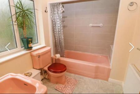 11 Queens 453495061.jpg