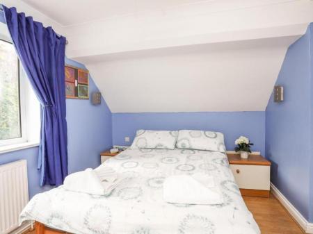 11 Quens 453477457.jpg