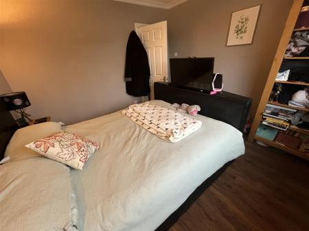 8 Pennant IMG_9245.jpeg