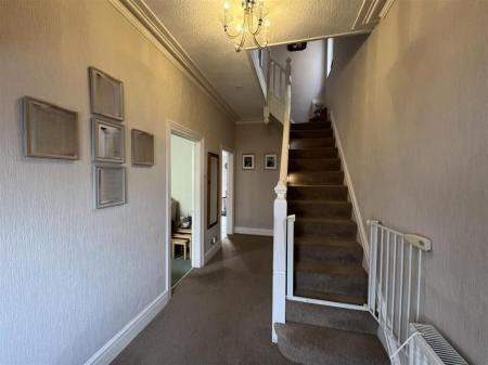 9 victoria road pic 3.jpeg