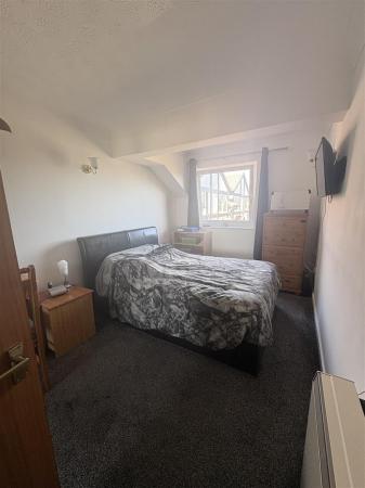 Apt50B.jpg
