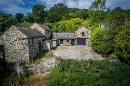 Hendre Fawr 4944457341d7949a07b04db0adc56805.jpeg