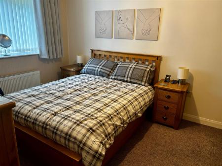 7 Cysgod y Castell bedroom.jpg